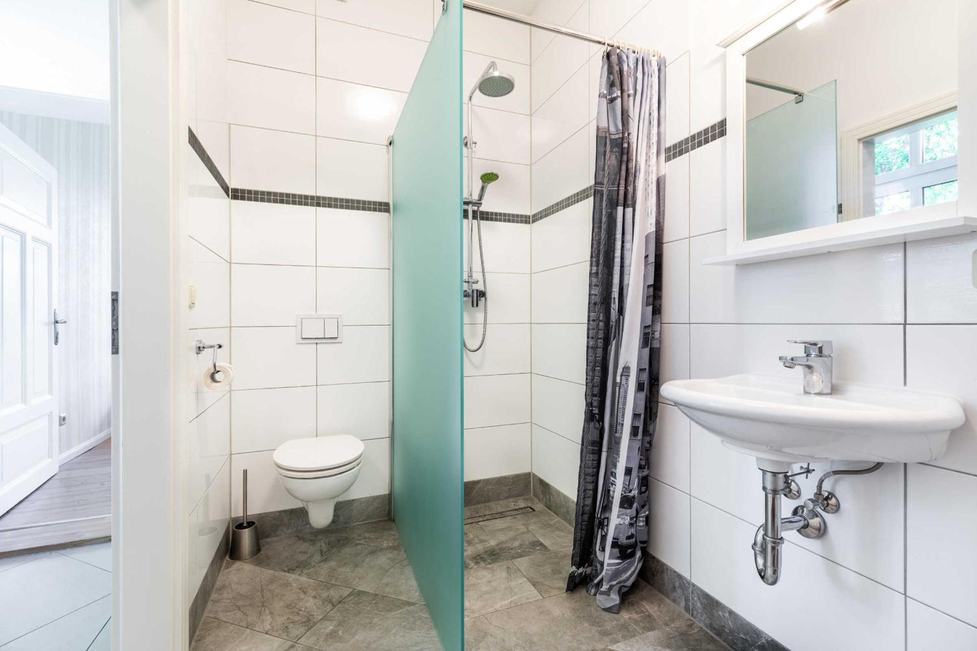 Ostsee Bauernhof Schwalbennest Ofc 15 Farm stay *